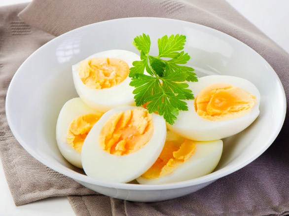 Ăn trứng nhiều có tốt không ?
