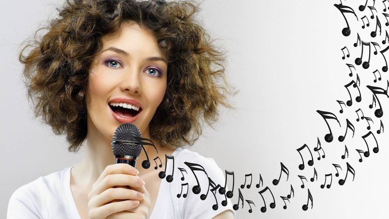 Cách học hát chuyên nghiệp tại nhà để bạn tự tin tỏa sáng