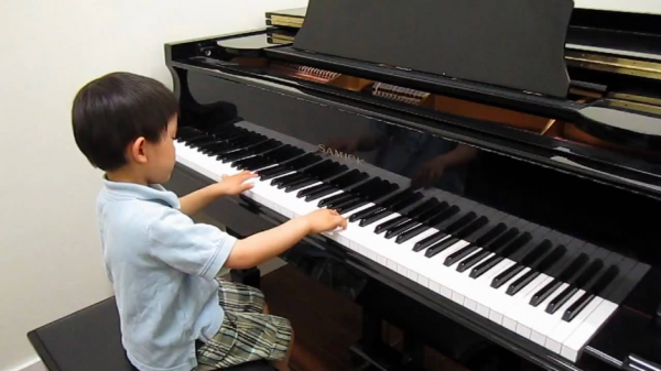 Vì sao đàn piano được xem là vua của nhạc cụ?
