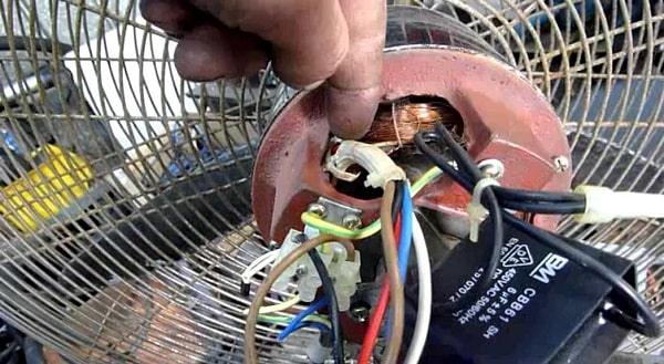Sửa quạt điện hỏng bằng đồng hồ vạn năng